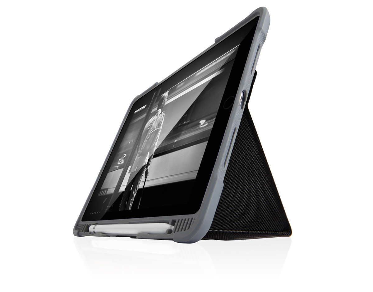 Dux Plus C Edu (iPad 6th Gen) - Black