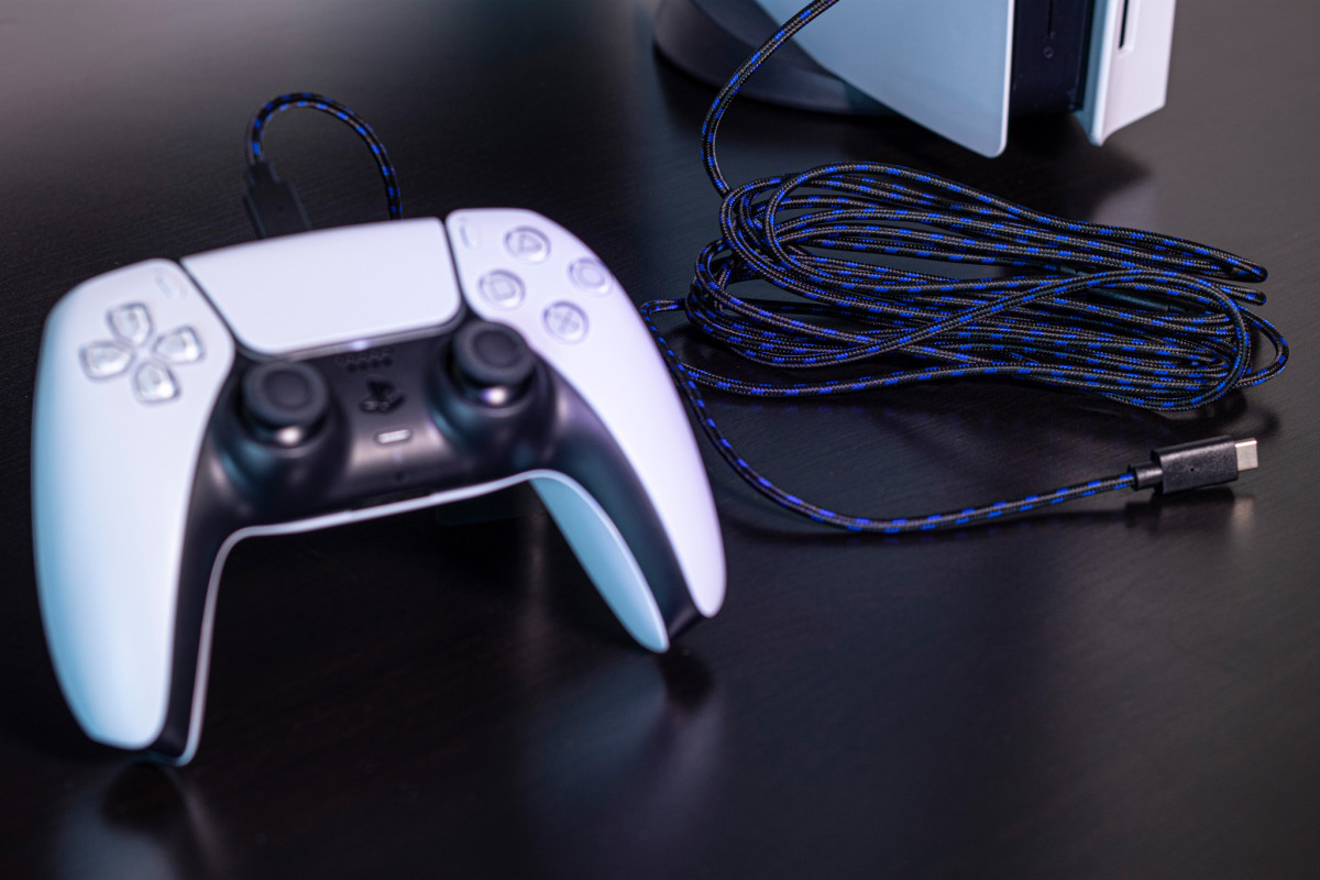 Play And Charge Cable PS5