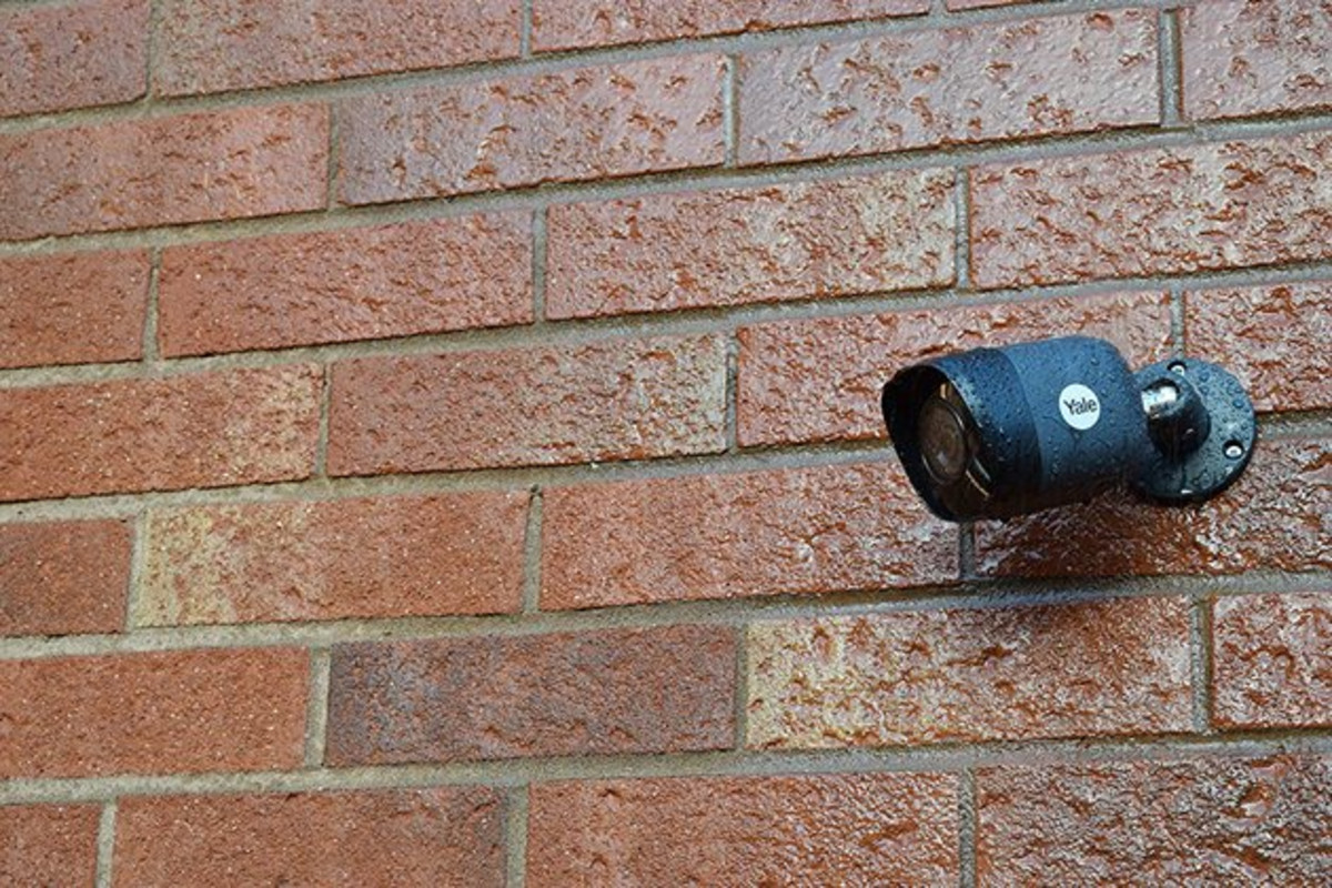 CCTV 2 camera 4 channel 1080 DVR (1TB)