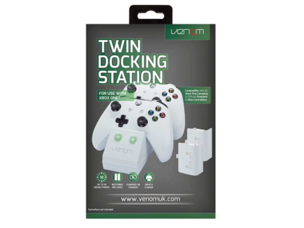 XB1 WHITE S TWIN BATTERY PACK AND STAND
