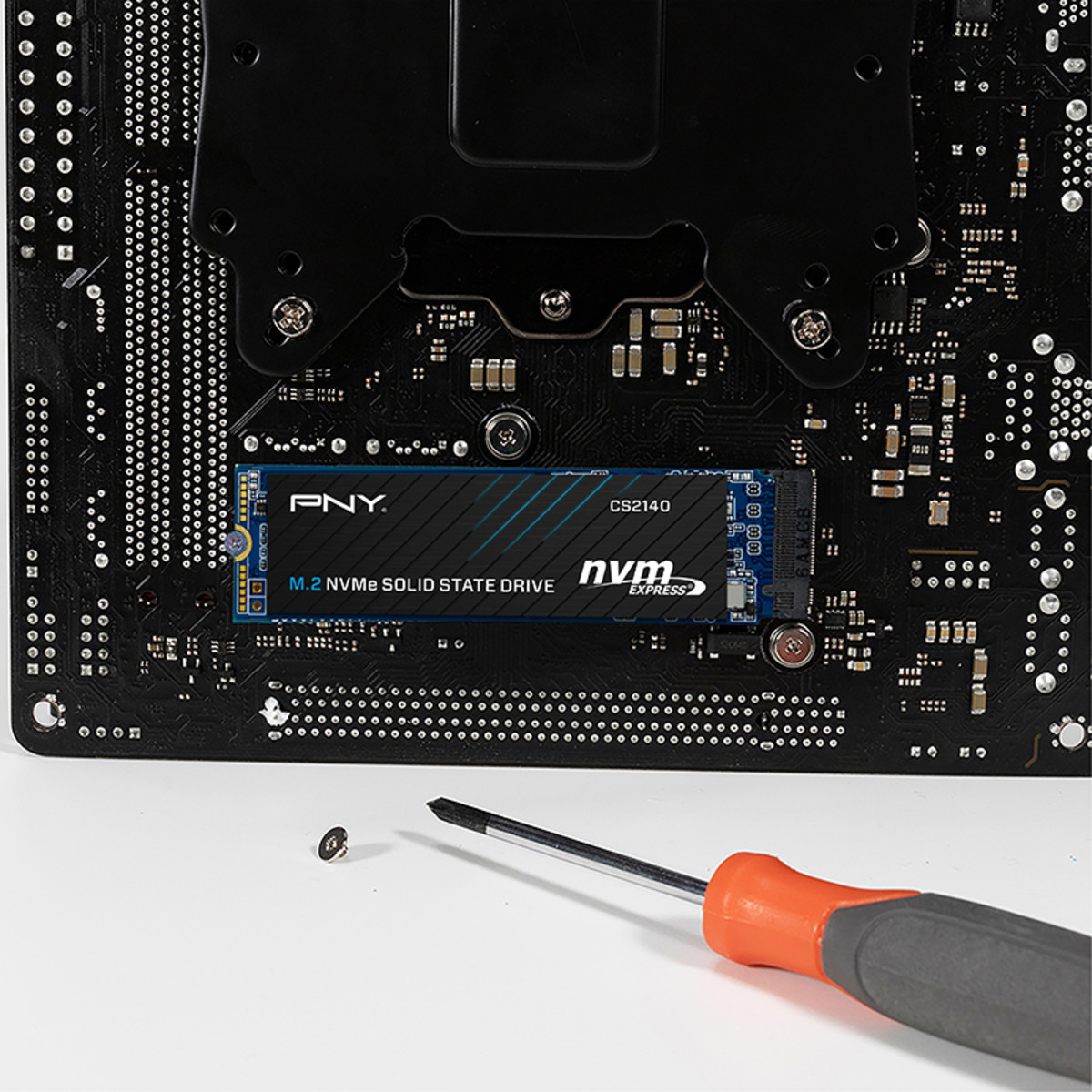 SSD Int 2TB CS2140 M.2 NVMe