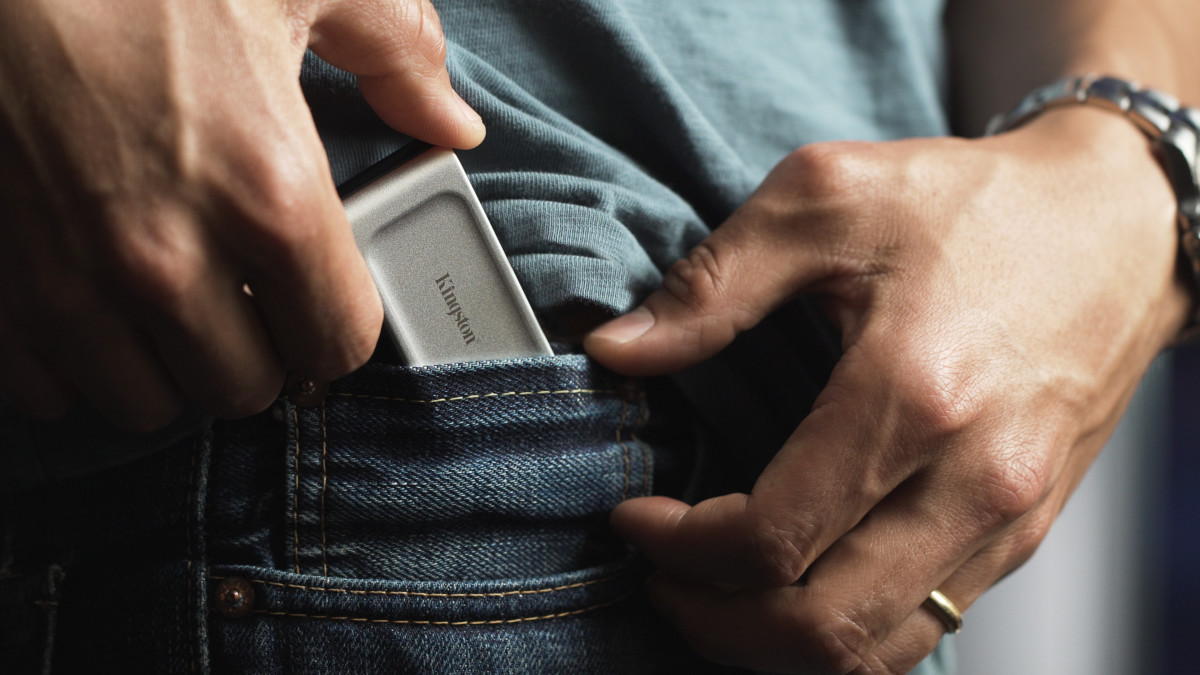 SSD Ext 2TB Portable XS2000 USB3.2