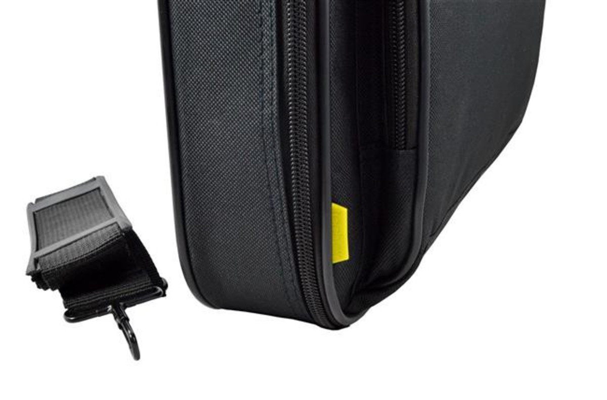 Techair 17.3inch Briefcase Bag