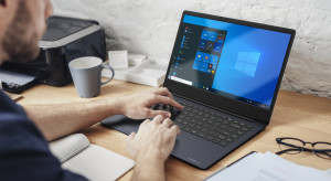 C40-H-113 14 FHD i5 8 256 Win10