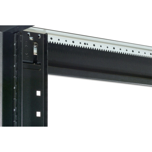 SX 42U 750W x 1070D Rack W/out Sides Blk