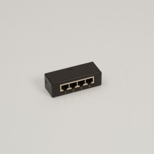 NetShelter Rack PDU 10000 Sensor Hub