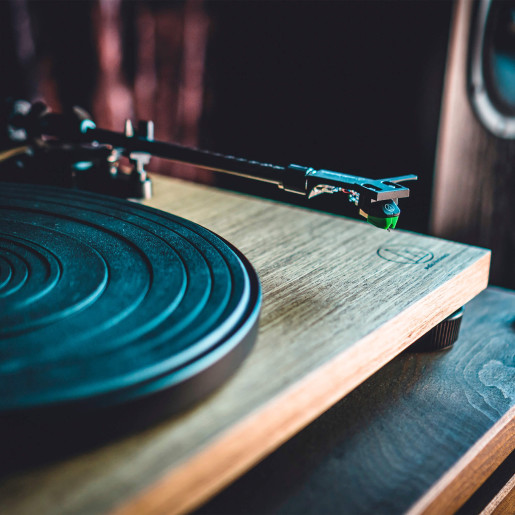 LPW40WN Manual Belt Drive Wood Turntable